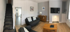 CAERNARFON Quality Townhouse